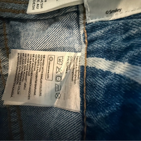 H&M Blue Smiley Pattern Jeans - Picture 6 of 6